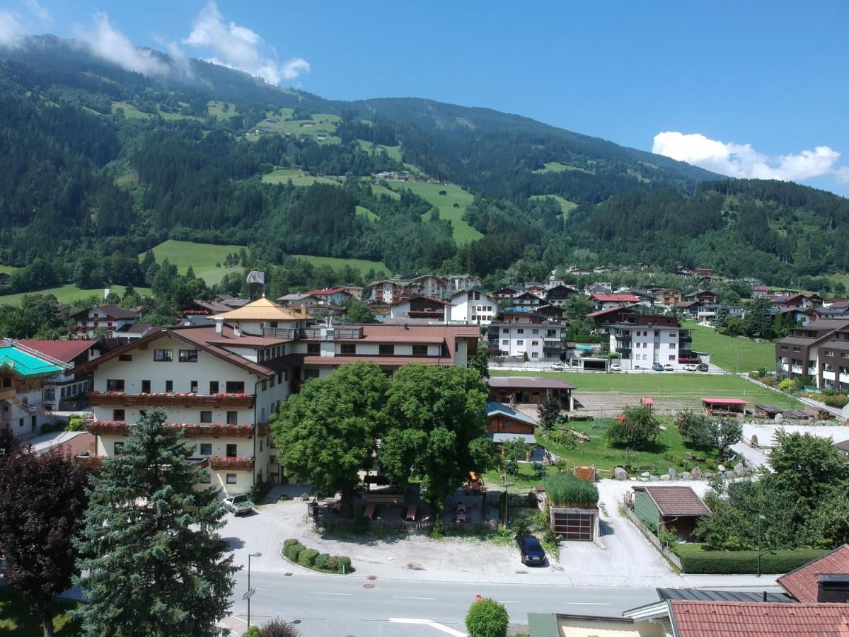 Gasthof Zum Loewen Aschau Im Zillertal Bagian luar foto