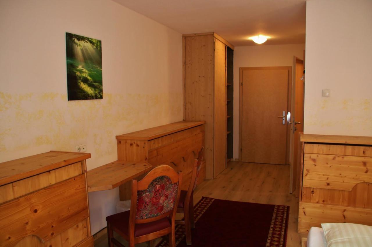 Gasthof Zum Loewen Aschau Im Zillertal Bagian luar foto
