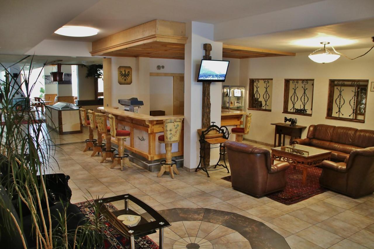 Gasthof Zum Loewen Aschau Im Zillertal Bagian luar foto