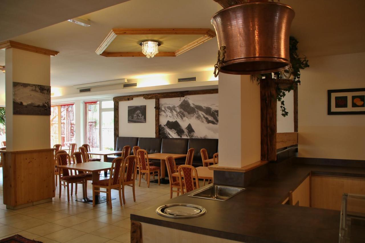 Gasthof Zum Loewen Aschau Im Zillertal Bagian luar foto