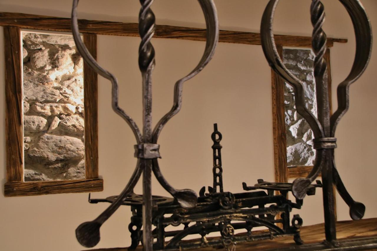 Gasthof Zum Loewen Aschau Im Zillertal Bagian luar foto