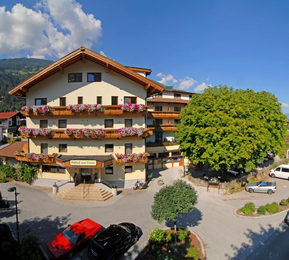 Gasthof Zum Loewen Aschau Im Zillertal Bagian luar foto